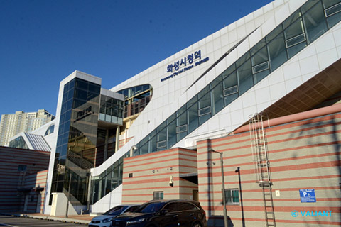 [철도 역사 탐방] 화성시청과 남양뉴타운 모두와 가깝고도 먼 사이 - 서해선 화성시청역